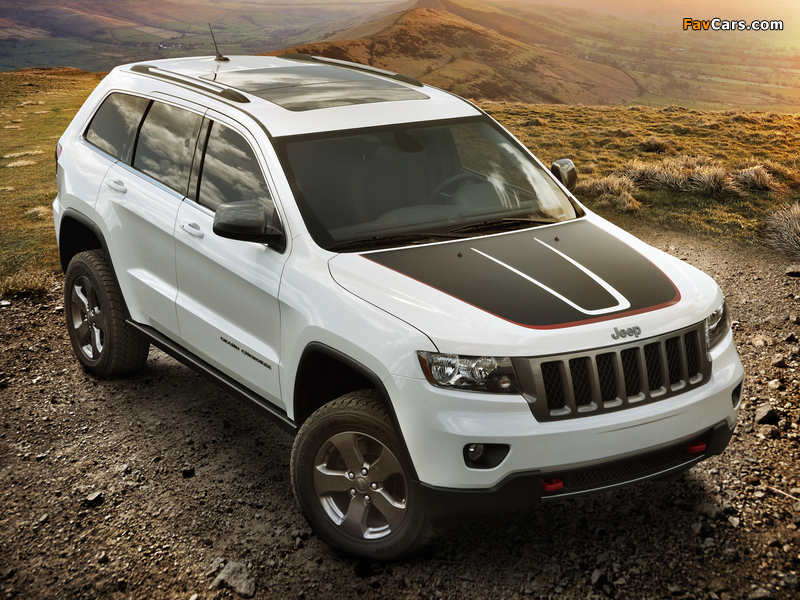 Photos of Jeep Grand Cherokee Trailhawk (WK2) 2012 (800 x 600)