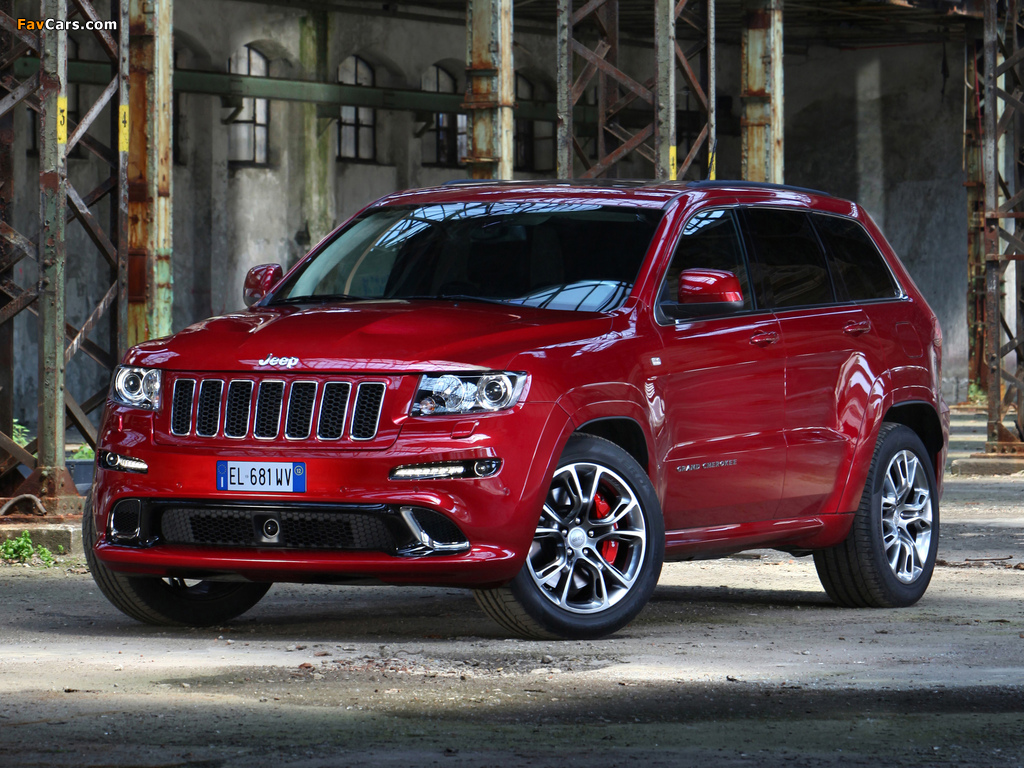 Photos of Jeep Grand Cherokee SRT8 EU-spec (WK2) 2012–13 (1024 x 768)