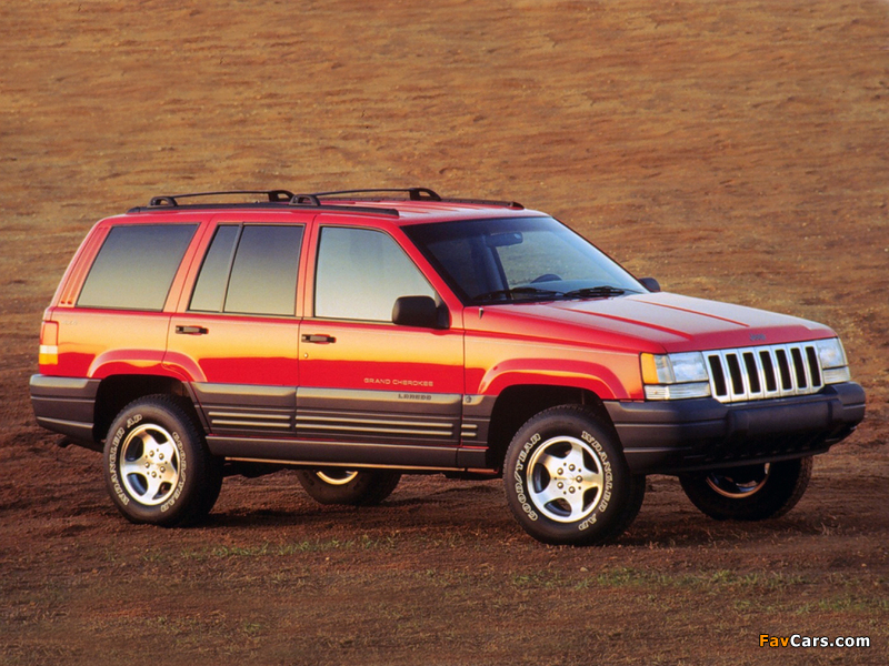 Photos of Jeep Grand Cherokee Laredo (ZJ) 1996–98 (800 x 600)