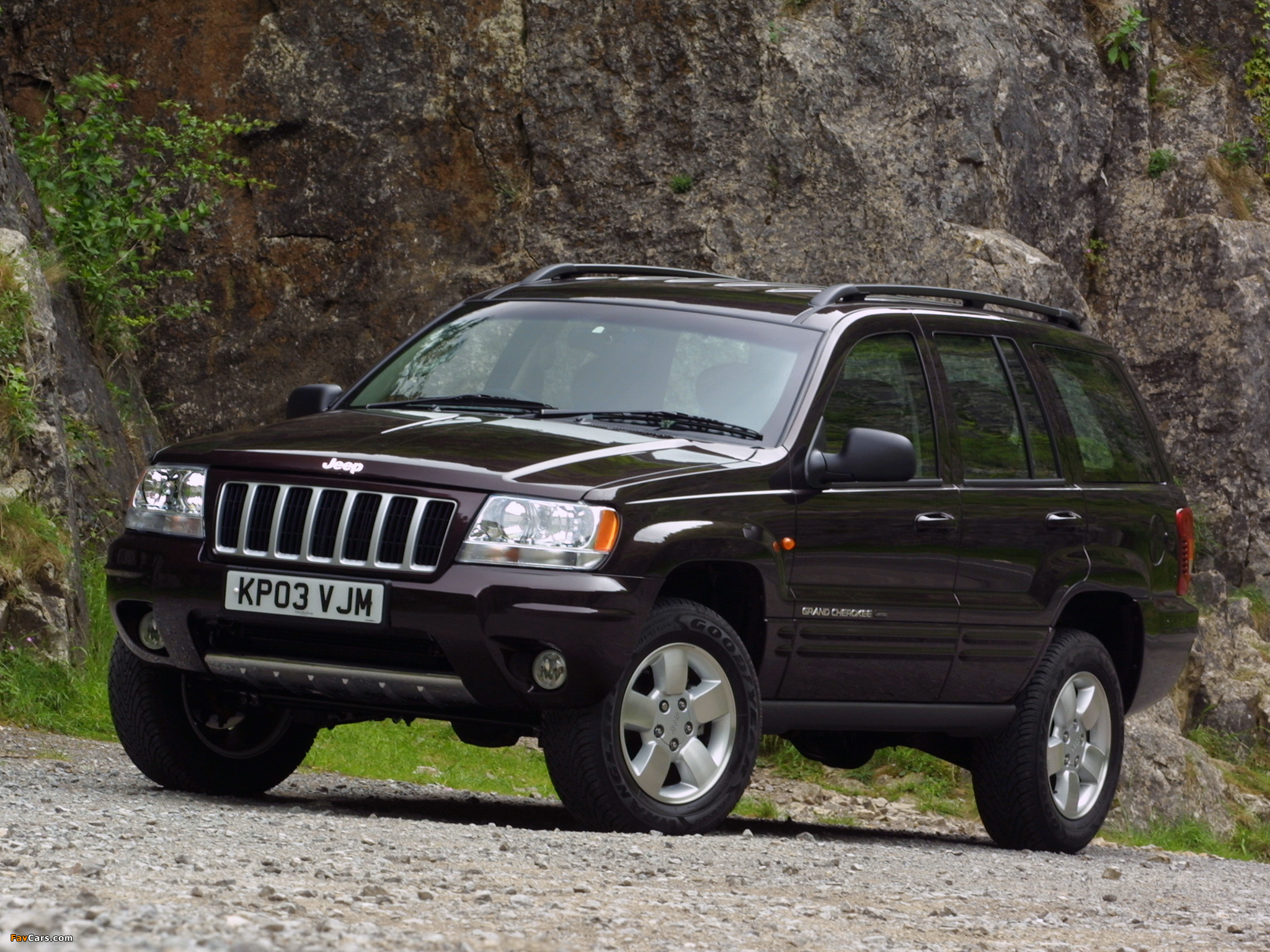 Pictures of Jeep Grand Cherokee UK-spec (WJ) 2003–04 (2048 x 1536)