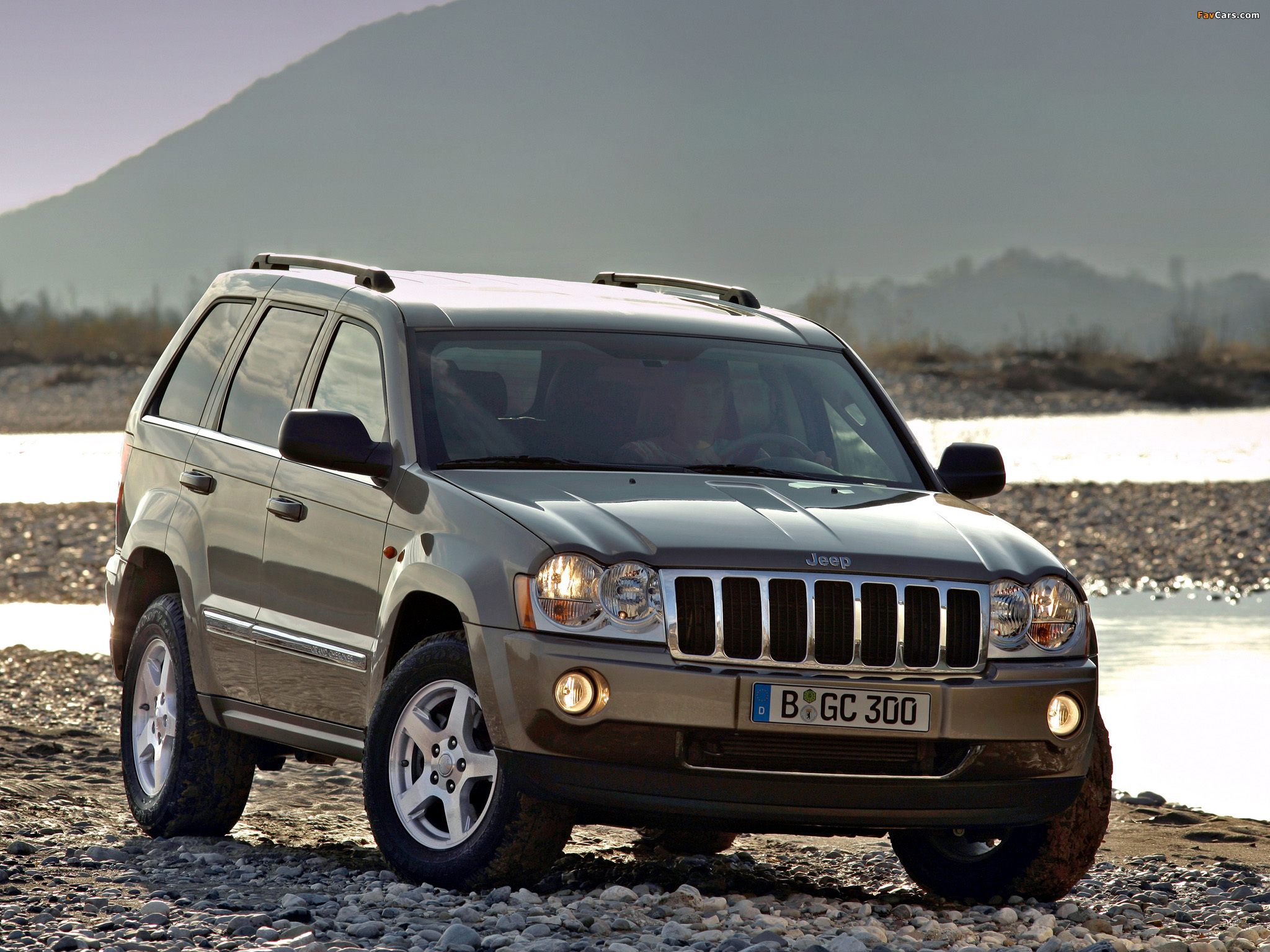 Pictures of Jeep Grand Cherokee CRD Limited (WK) 2005–07 (2048 x 1536)