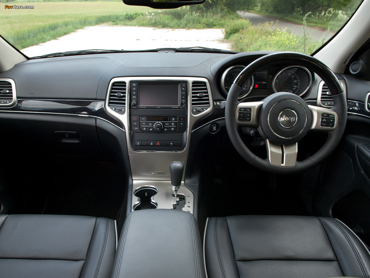 Pictures of Jeep Grand Cherokee UK-spec (WK2) 2011 (1280 x 960)