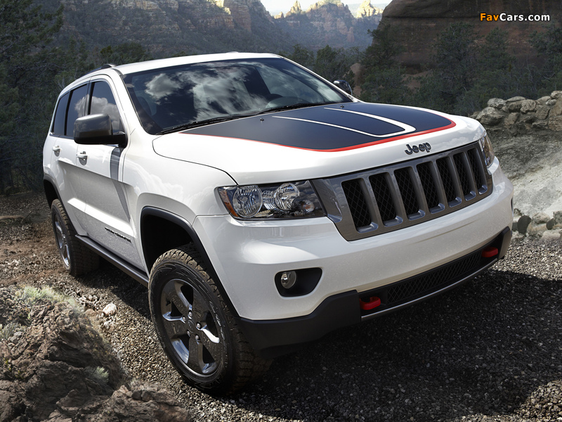 Pictures of Jeep Grand Cherokee Trailhawk (WK2) 2012 (800 x 600)