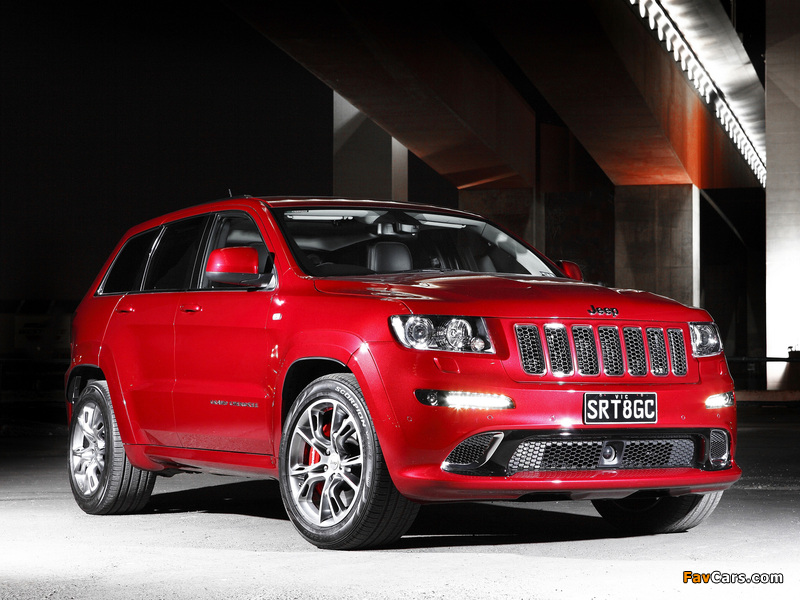 Pictures of Jeep Grand Cherokee SRT8 AU-spec (WK2) 2012–13 (800 x 600)