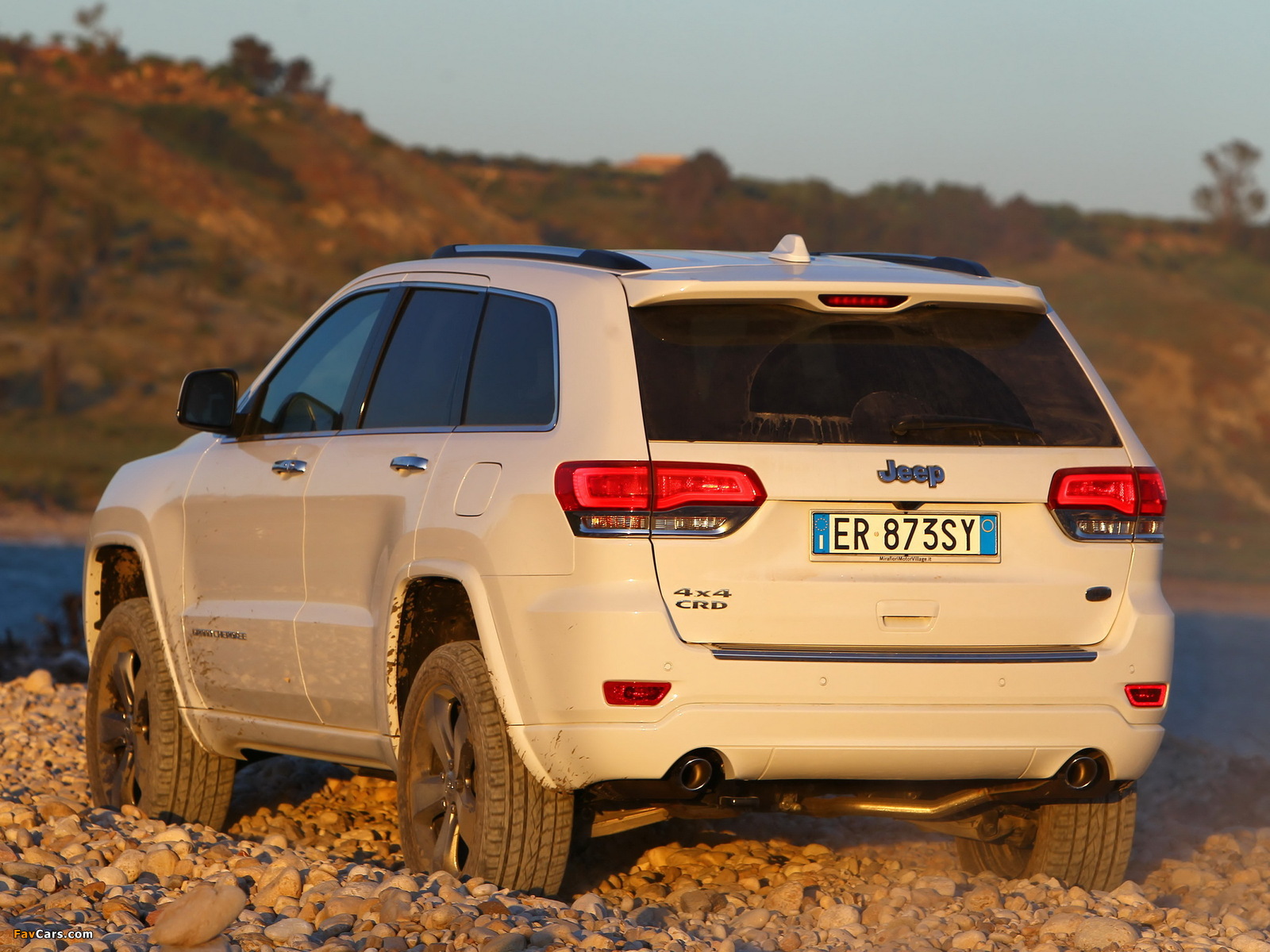 Pictures of Jeep Grand Cherokee Overland EU-spec (WK2) 2013 (1600 x 1200)