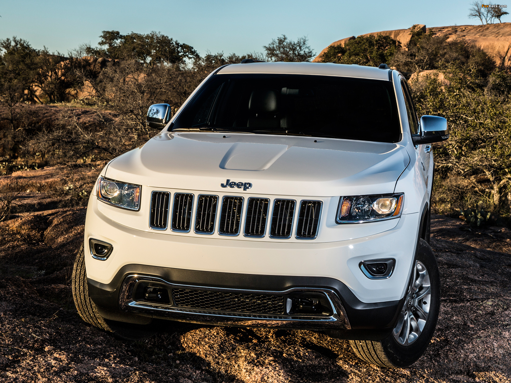 Pictures of Jeep Grand Cherokee Limited (WK2) 2013 (2048 x 1536)