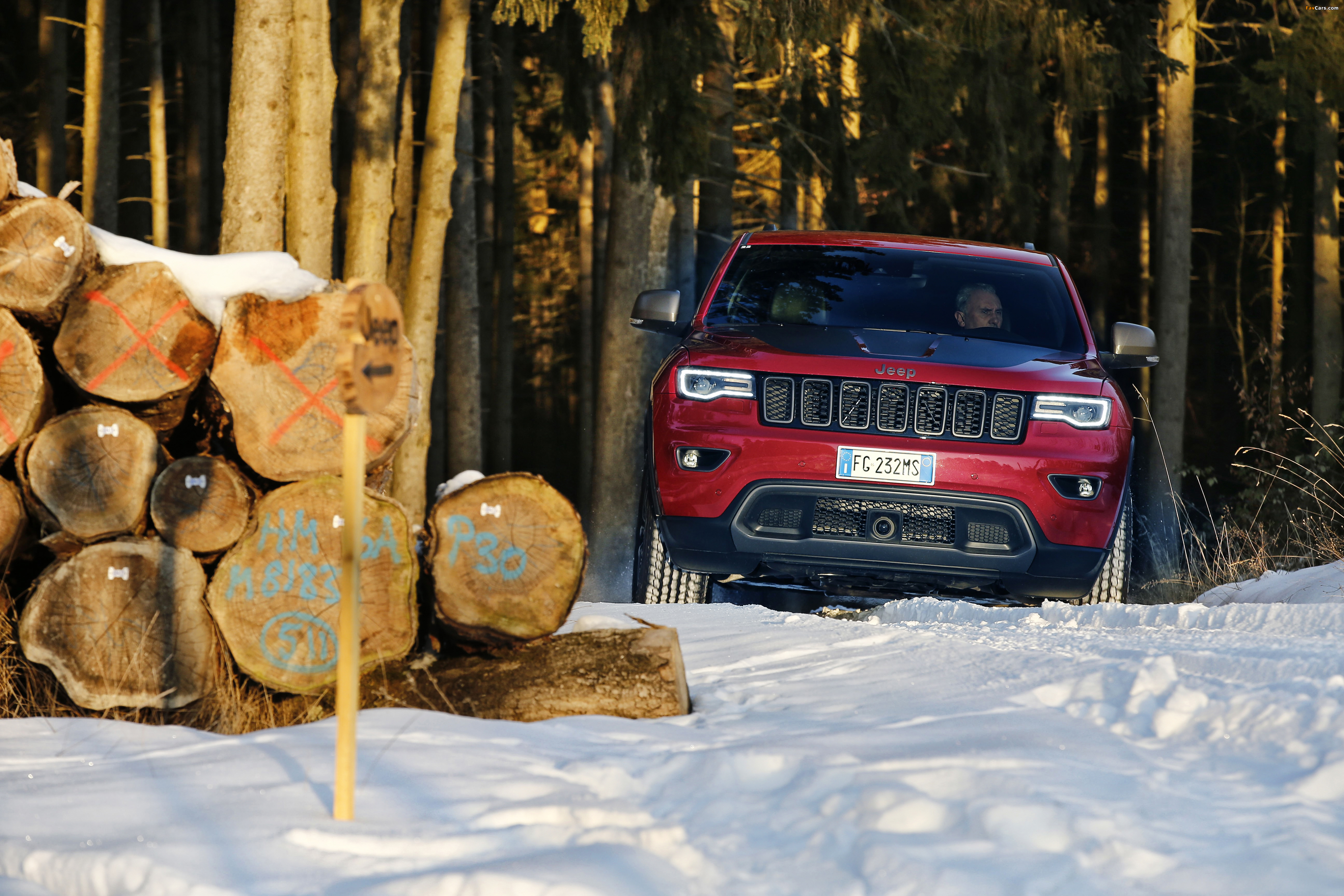 Pictures of Jeep Grand Cherokee Trailhawk (WK2) 2016 (4096 x 2731)