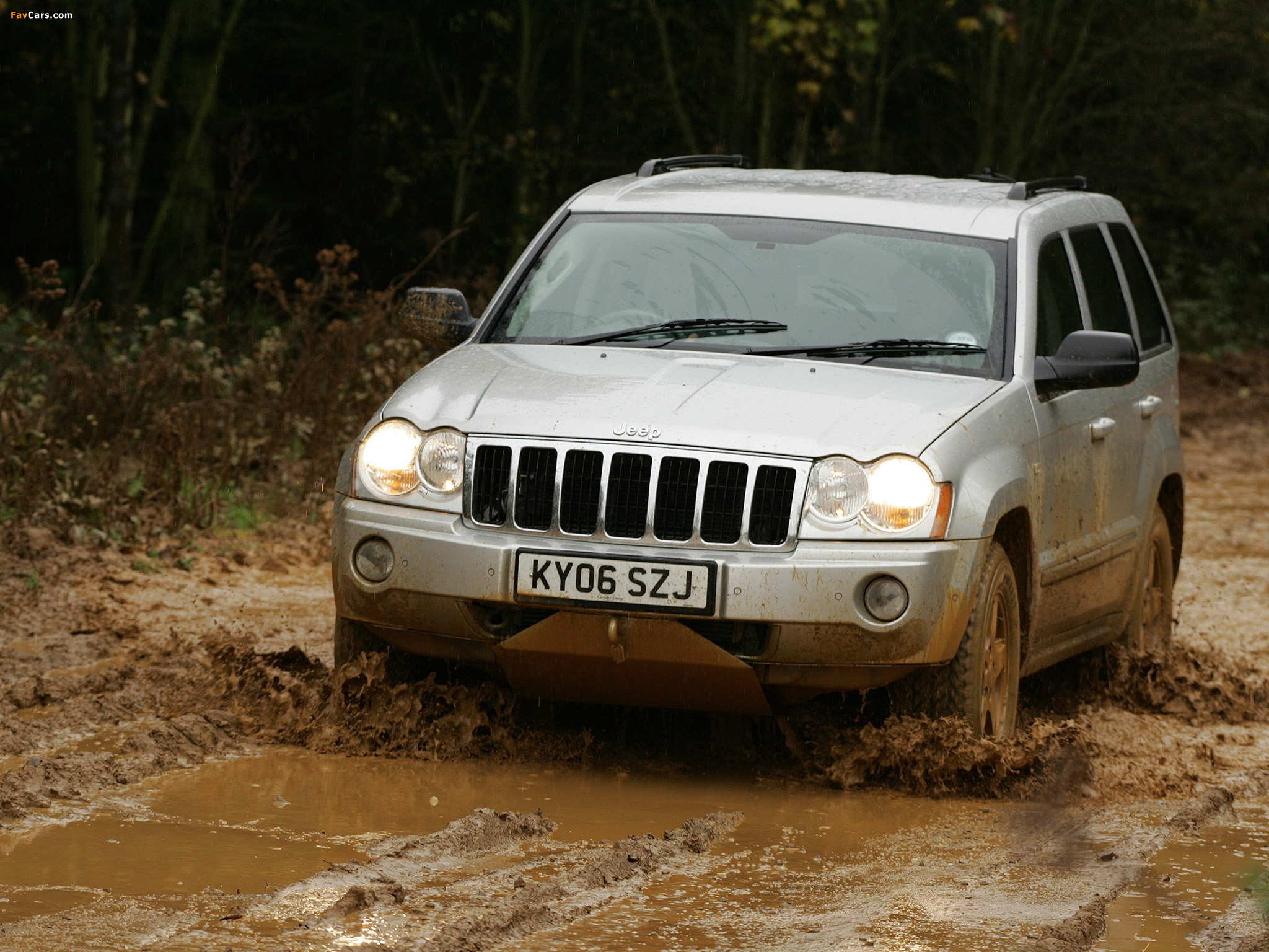 Pictures of Jeep Grand Cherokee CRD Limited UK-spec (WK) 2005–07 (2048 x 1536)