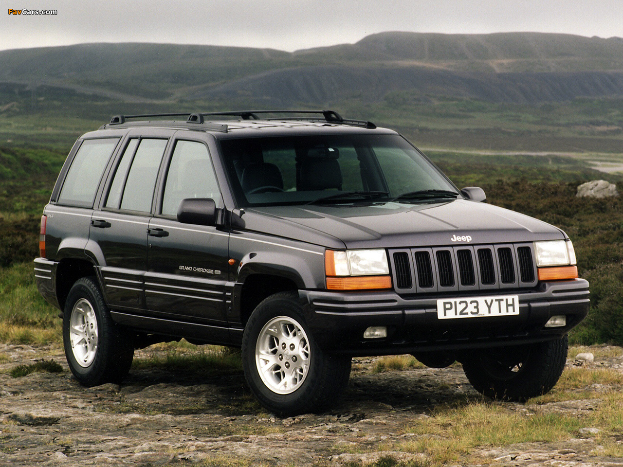 Jeep Grand Cherokee Limited UK-spec (ZJ) 1996–98 wallpapers (1280 x 960)