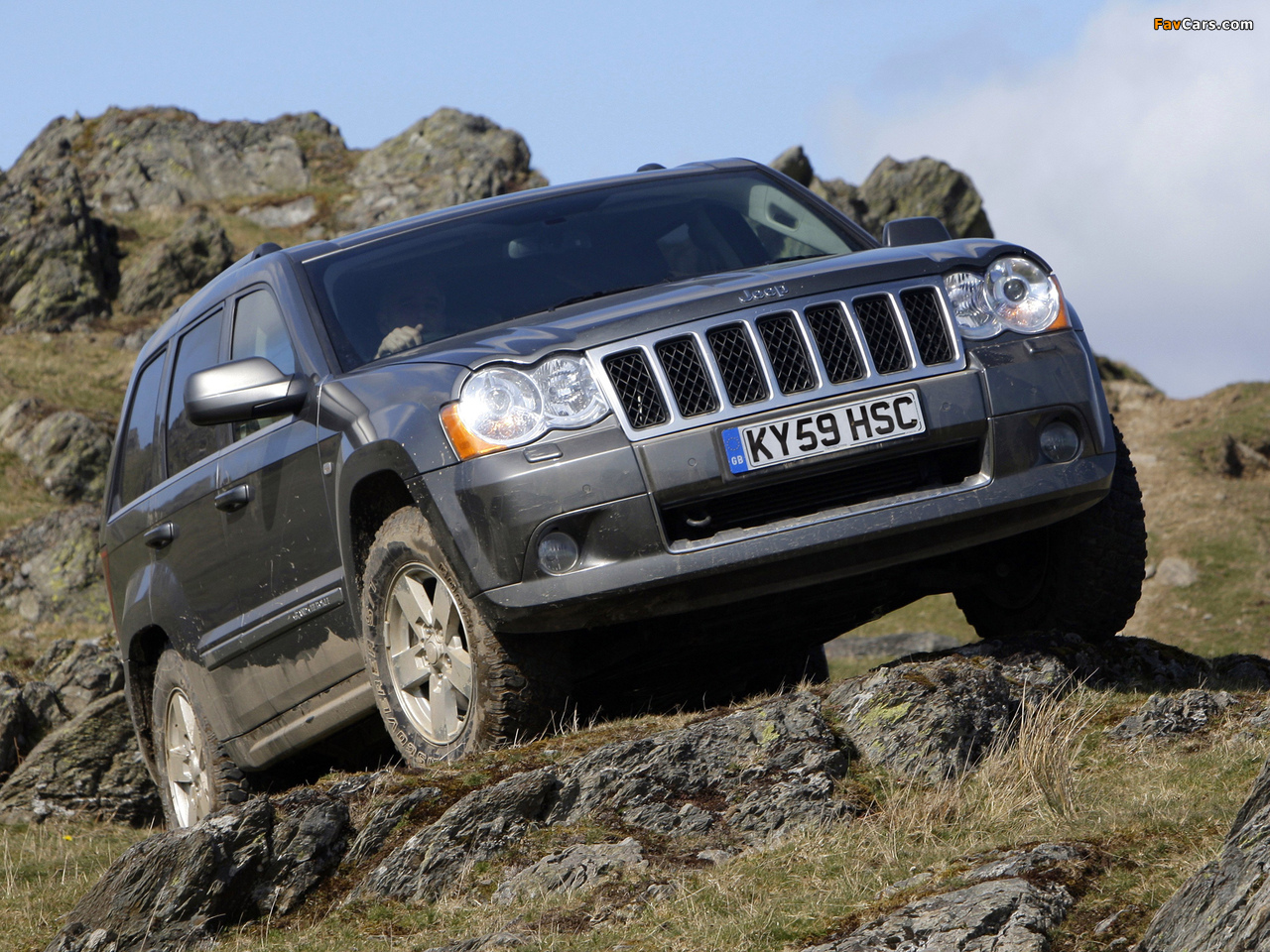 Jeep Grand Cherokee Overland UK-spec (WK) 2008–10 wallpapers (1280 x 960)