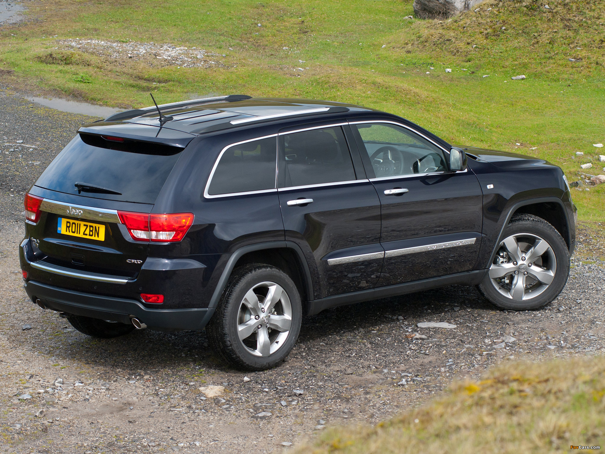 Jeep Grand Cherokee UK-spec (WK2) 2011 wallpapers (2048 x 1536)