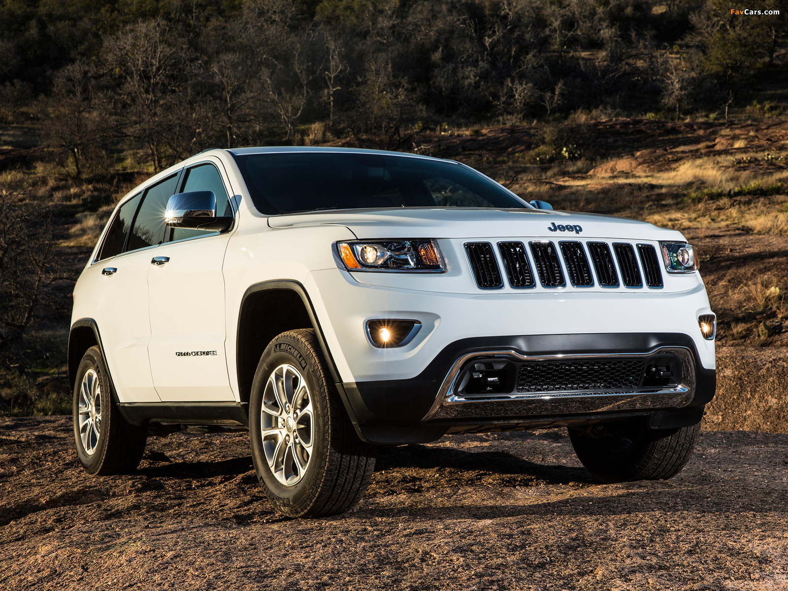 Jeep Grand Cherokee Limited (WK2) 2013 wallpapers (1600 x 1200)