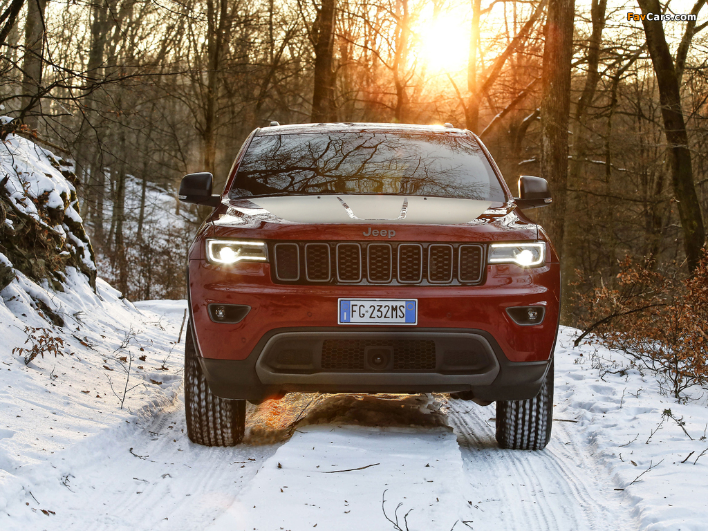 Jeep Grand Cherokee Trailhawk (WK2) 2016 wallpapers (1024 x 768)