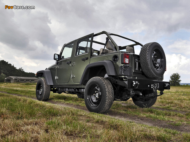 Jeep J8 5-door 2008 photos (640 x 480)