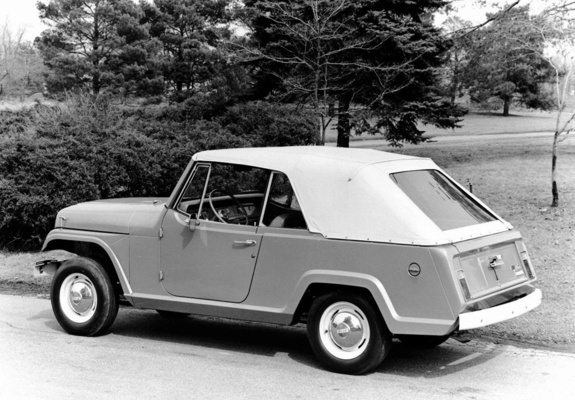 Images of Jeep Jeepster Commando Convertible 1967–71