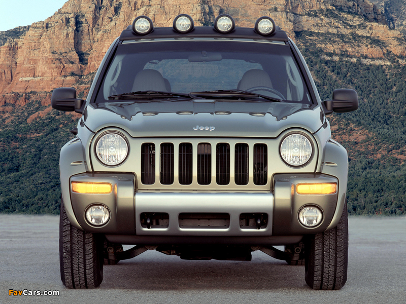 Images of Jeep Liberty Renegade (KJ) 2002–04 (800 x 600)