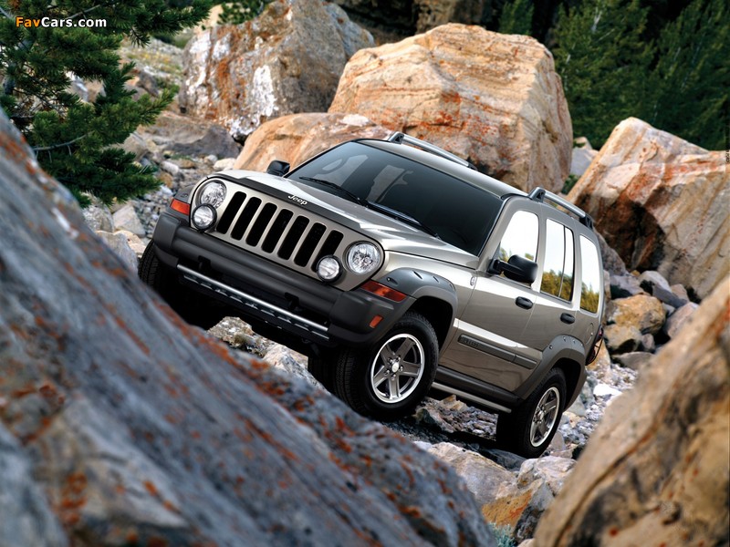 Images of Jeep Liberty Renegade 2005–07 (800 x 600)