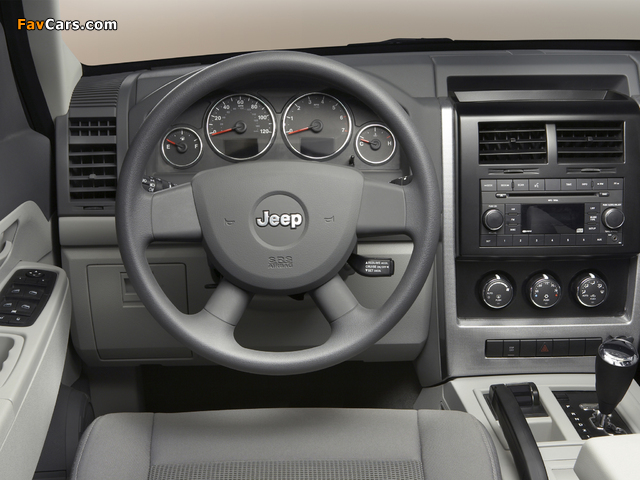 Images of Jeep Liberty 2007 (640 x 480)