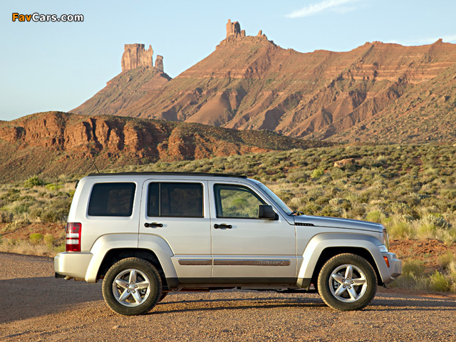 Jeep Liberty 2007 pictures (640 x 480)