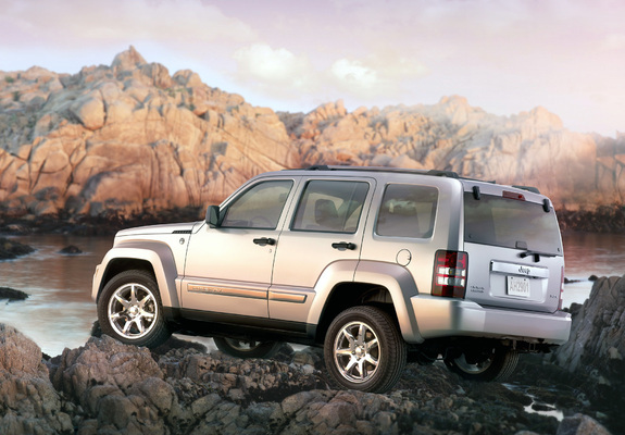 Jeep Liberty 2007 wallpapers