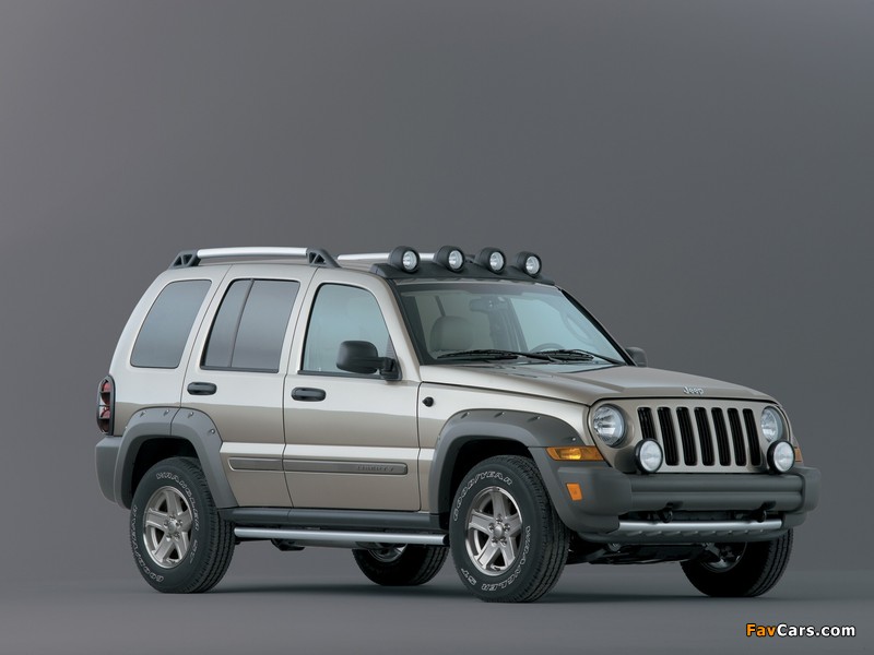 Photos of Jeep Liberty Renegade 2005–07 (800 x 600)