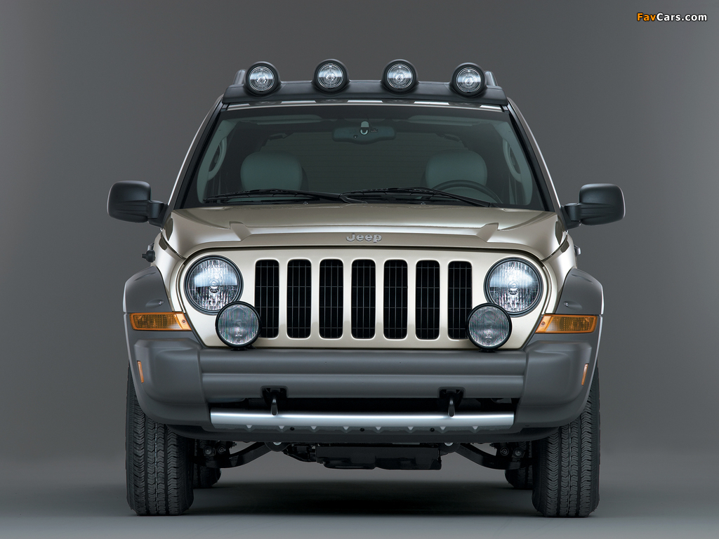 Pictures of Jeep Liberty Renegade 2005–07 (1024 x 768)