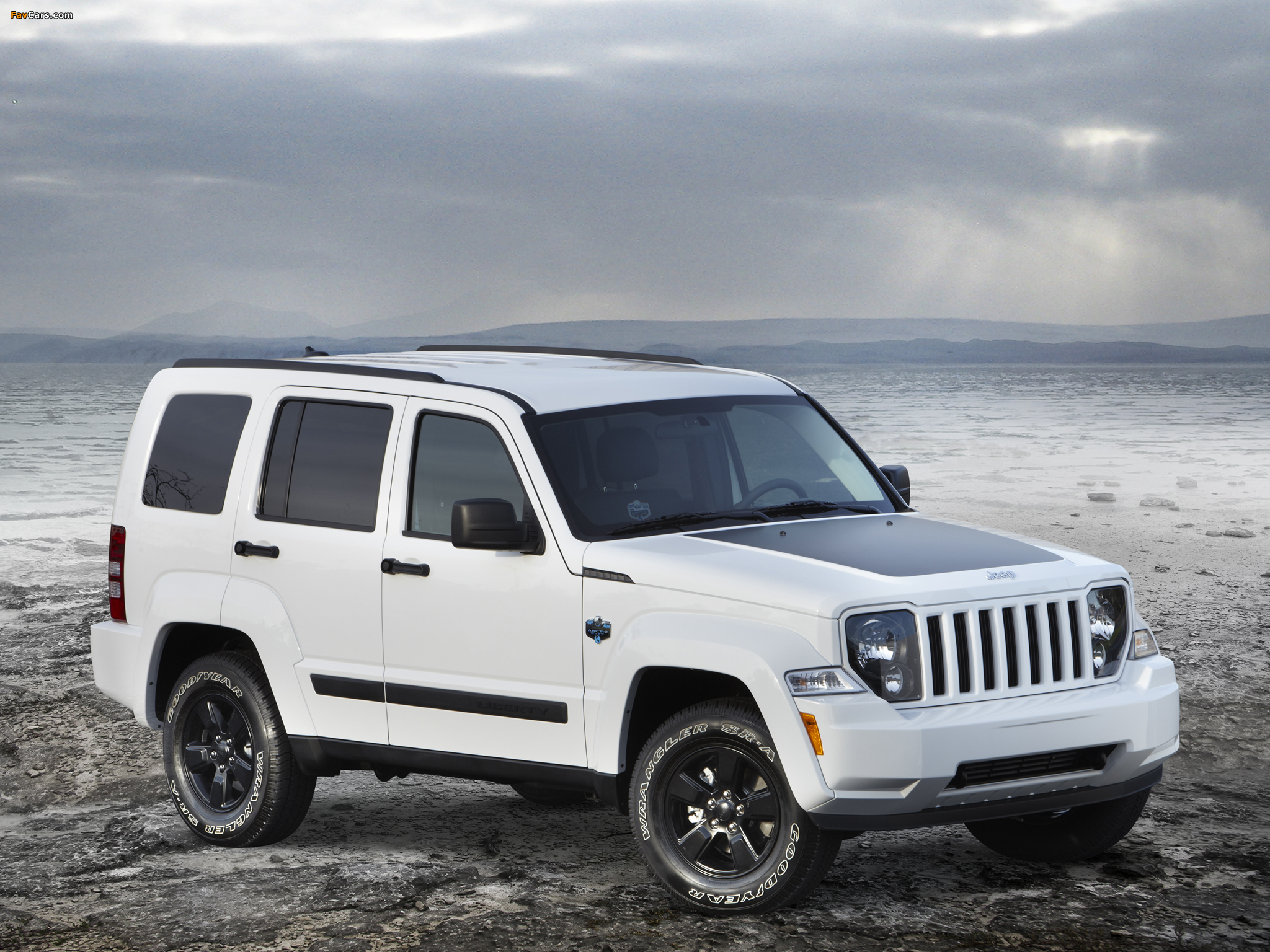Pictures of Jeep Liberty Arctic 2012 (2048 x 1536)