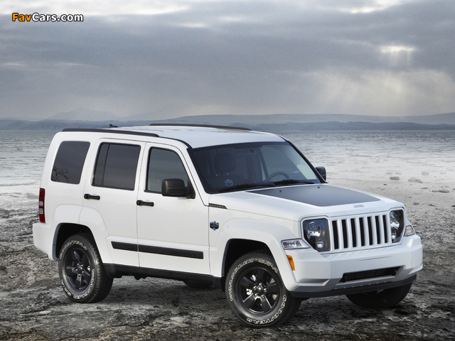 Pictures of Jeep Liberty Arctic 2012 (640 x 480)