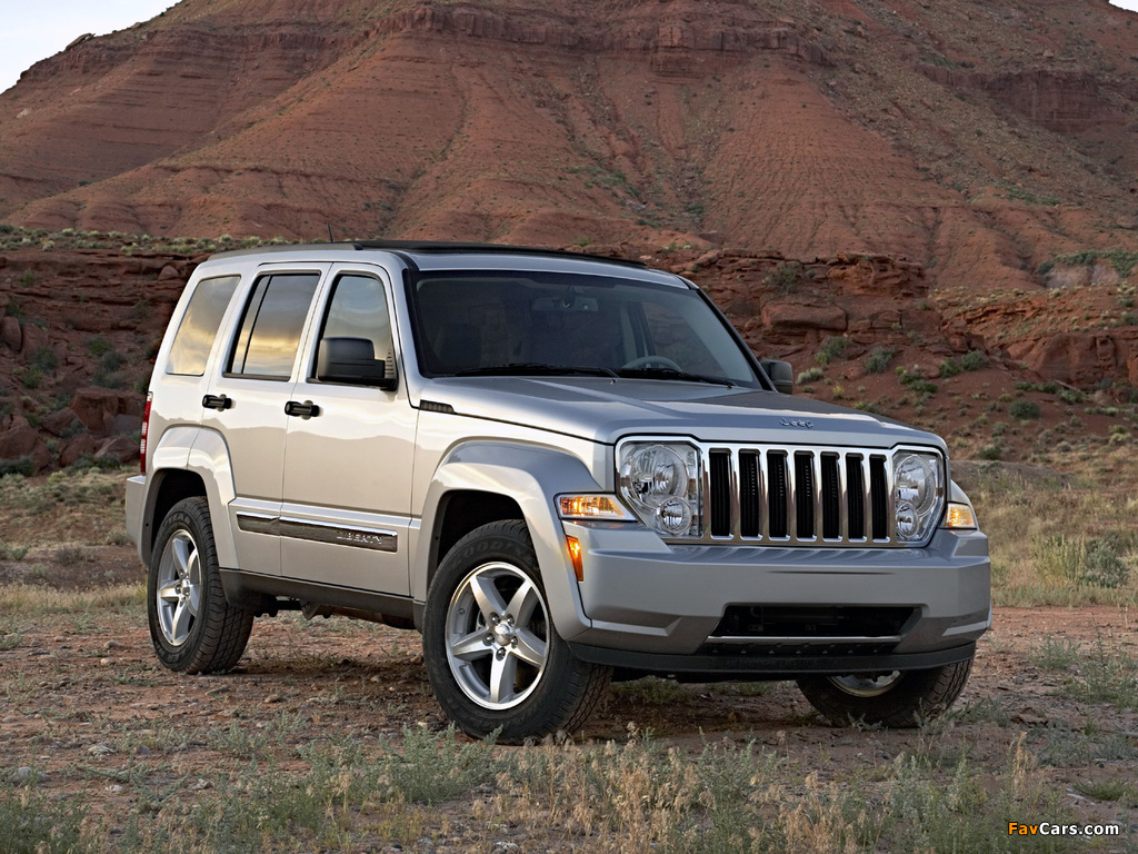 Jeep Liberty 2007 wallpapers (1024 x 768)