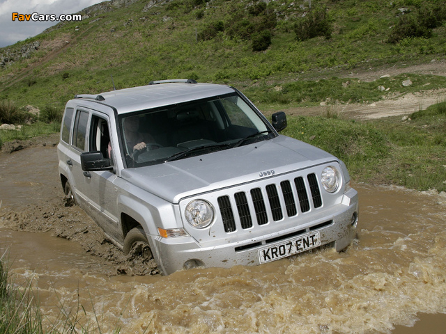 Jeep Patriot UK-spec 2007–10 images (640 x 480)