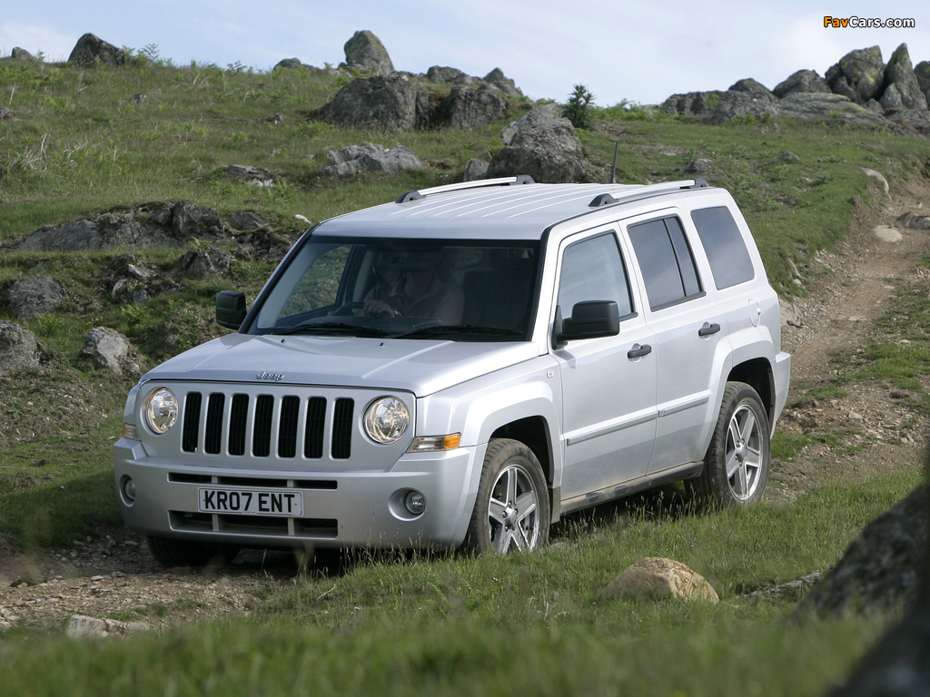 Jeep Patriot UK-spec 2007–10 images (1024 x 768)