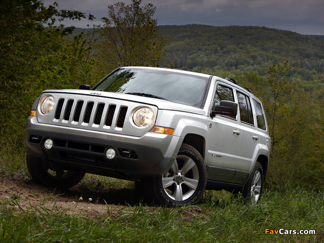 Jeep Patriot 2010 wallpapers (640 x 480)