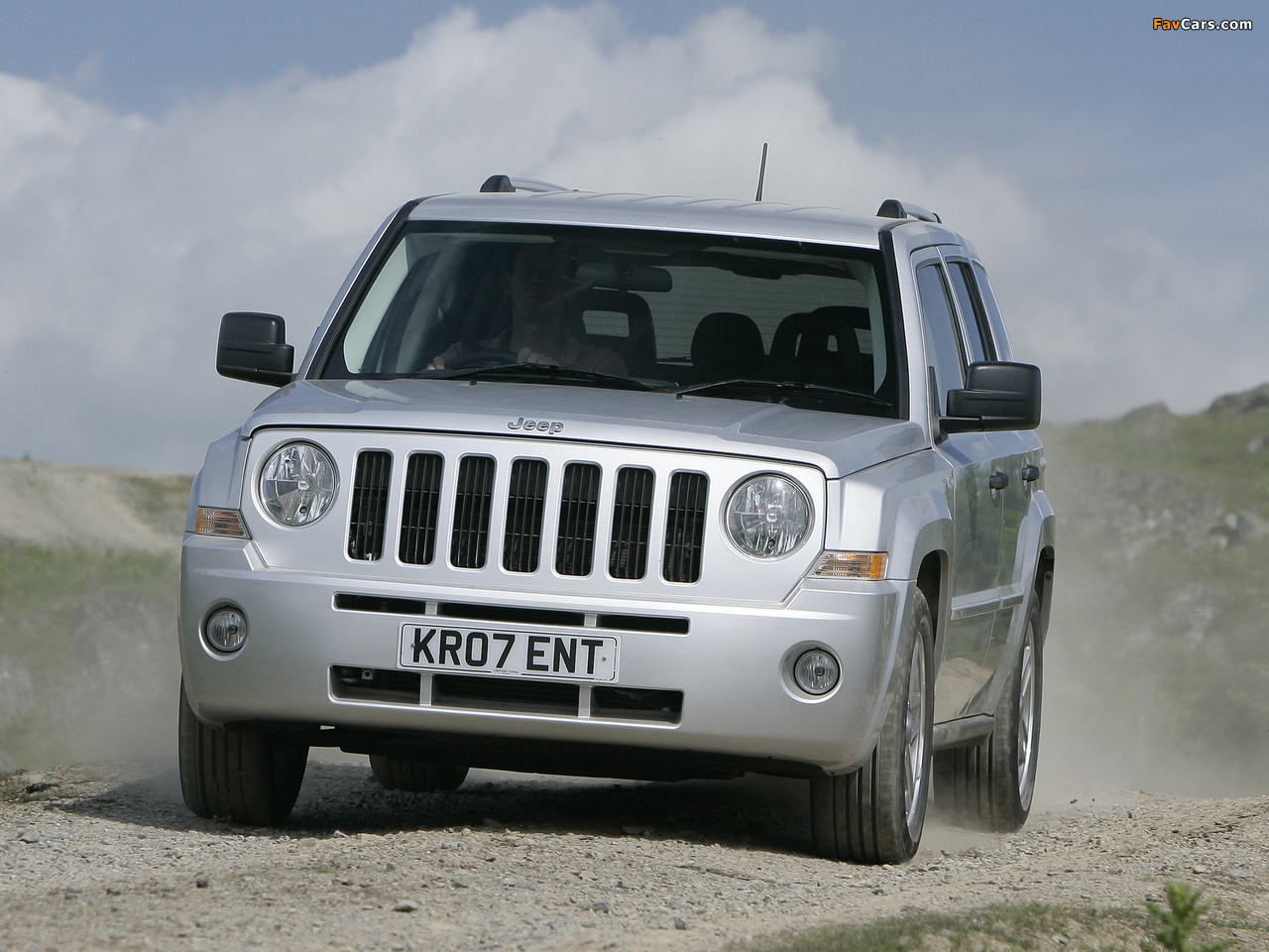 Photos of Jeep Patriot UK-spec 2007–10 (1280 x 960)