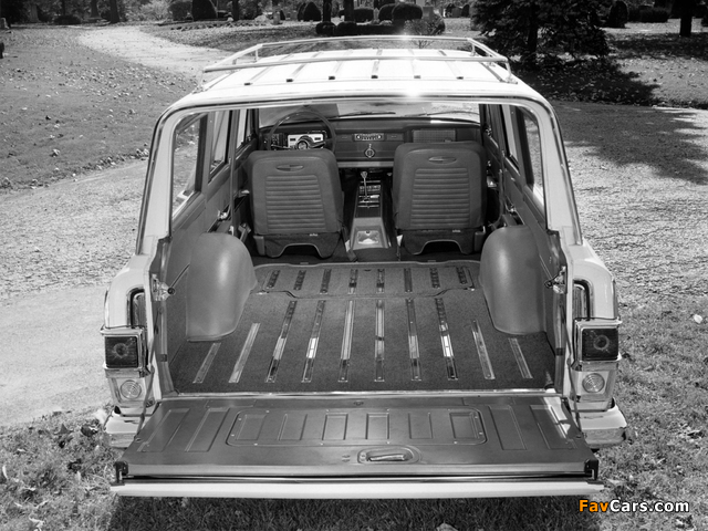 Photos of Jeep Super Wagoneer 1966 (640 x 480)
