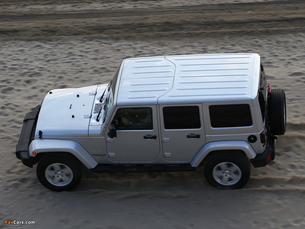 Images of Jeep Wrangler Sahara Unlimited (JK) 2011 (1024 x 768)