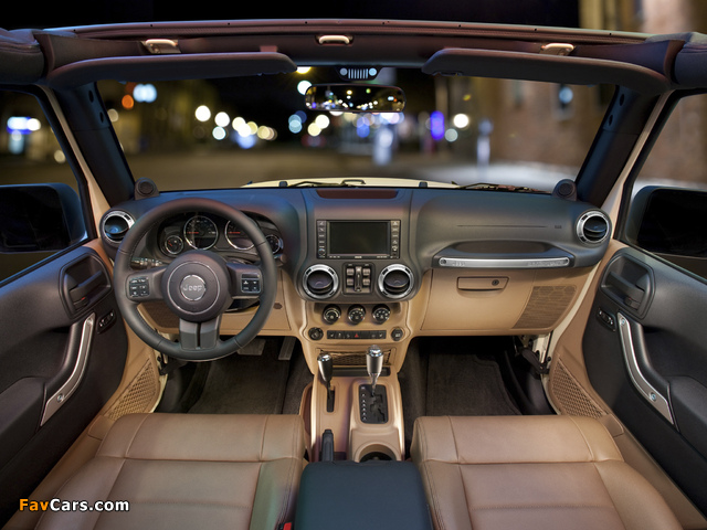 Images of Jeep Wrangler Unlimited Mojave (JK) 2011 (640 x 480)