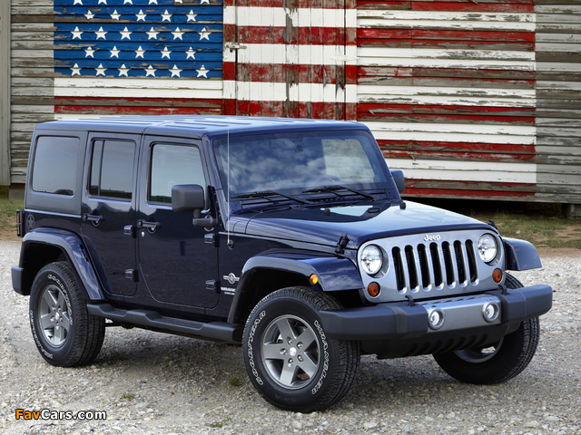 Images of Jeep Wrangler Unlimited Freedom (JK) 2012 (640 x 480)