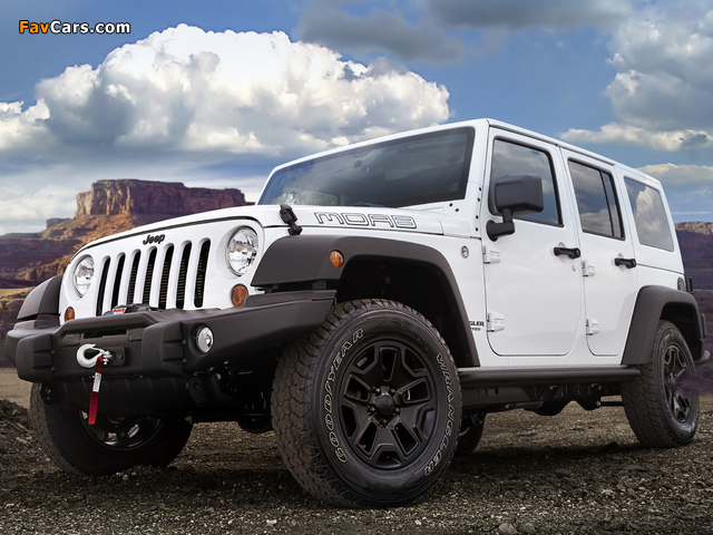 Images of Jeep Wrangler Unlimited Moab (JK) 2012 (640 x 480)