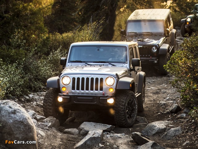 Images of Jeep Wrangler Unlimited Rubicon 10th Anniversary (JK) 2013 (640 x 480)