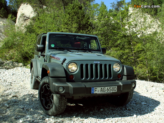 Images of Jeep Wrangler Rubicon 10th Anniversary EU-spec (JK) 2013 (640 x 480)