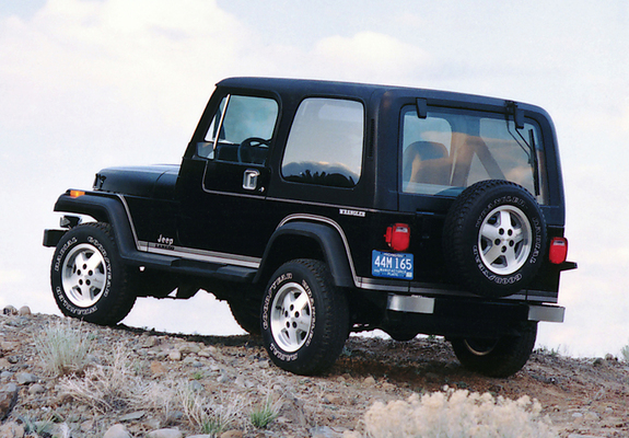 Jeep Wrangler Laredo (YJ) 1987–95 images