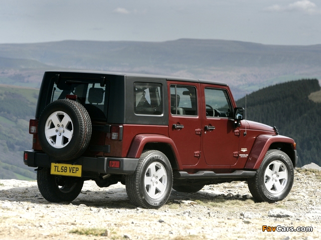 Jeep Wrangler Unlimited Sahara UK-spec (JK) 2007–11 images (640 x 480)