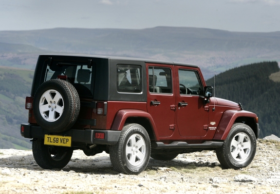 Jeep Wrangler Unlimited Sahara UK-spec (JK) 2007–11 images
