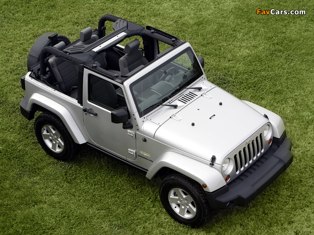 Jeep Wrangler Sahara (JK) 2007 images (640 x 480)