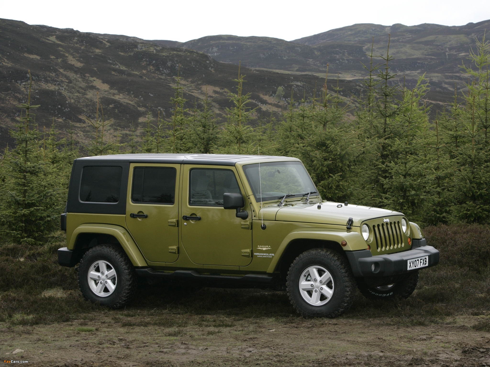 Jeep Wrangler Unlimited Sahara UK-spec (JK) 2007–11 photos (2048 x 1536)