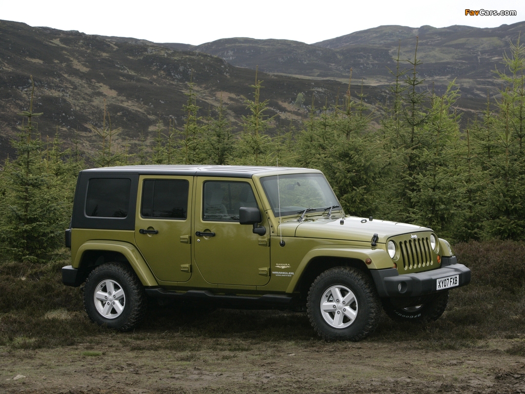 Jeep Wrangler Unlimited Sahara UK-spec (JK) 2007–11 photos (1024 x 768)
