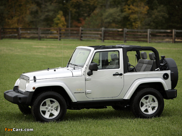 Jeep Wrangler Sahara (JK) 2007 wallpapers (640 x 480)