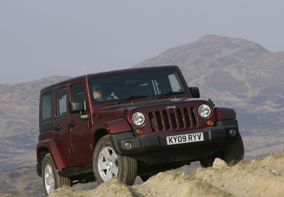 Jeep Wrangler Unlimited Sahara UK-spec (JK) 2007–11 wallpapers