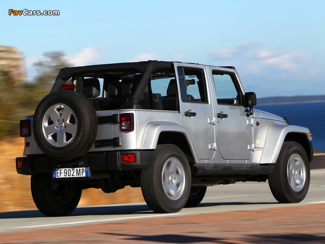 Jeep Wrangler Sahara Unlimited (JK) 2011 pictures (640 x 480)