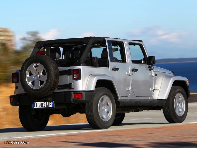Jeep Wrangler Sahara Unlimited (JK) 2011 pictures (800 x 600)